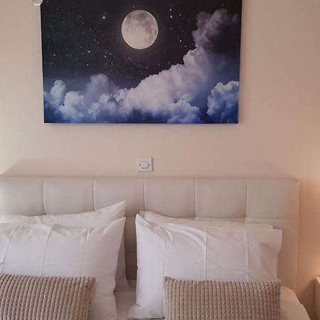 Athinas Apartment Лименас Екстериор снимка