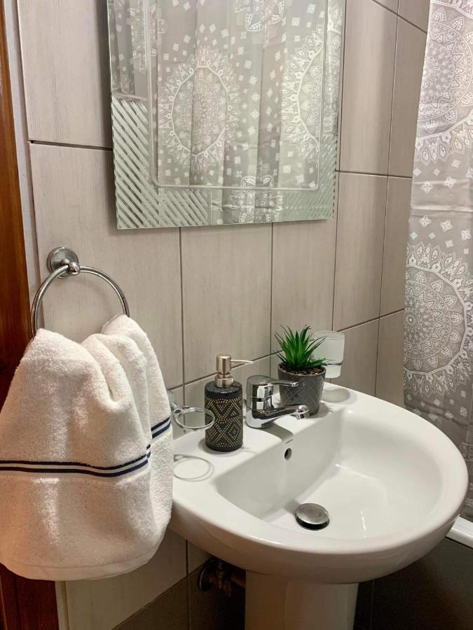 Athinas Apartment Лименас Екстериор снимка