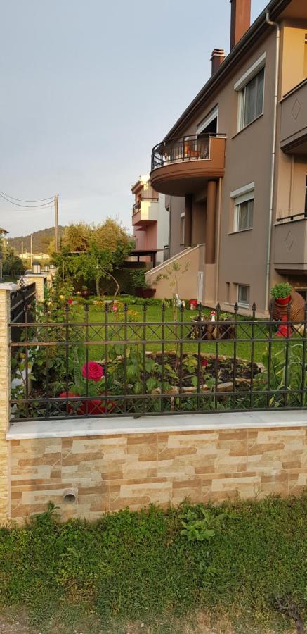 Athinas Apartment Лименас Екстериор снимка