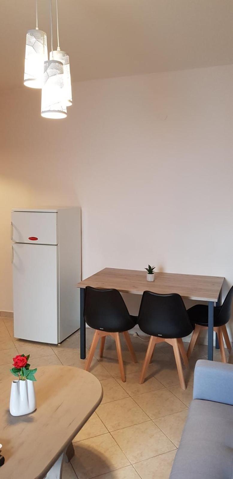 Athinas Apartment Лименас Екстериор снимка