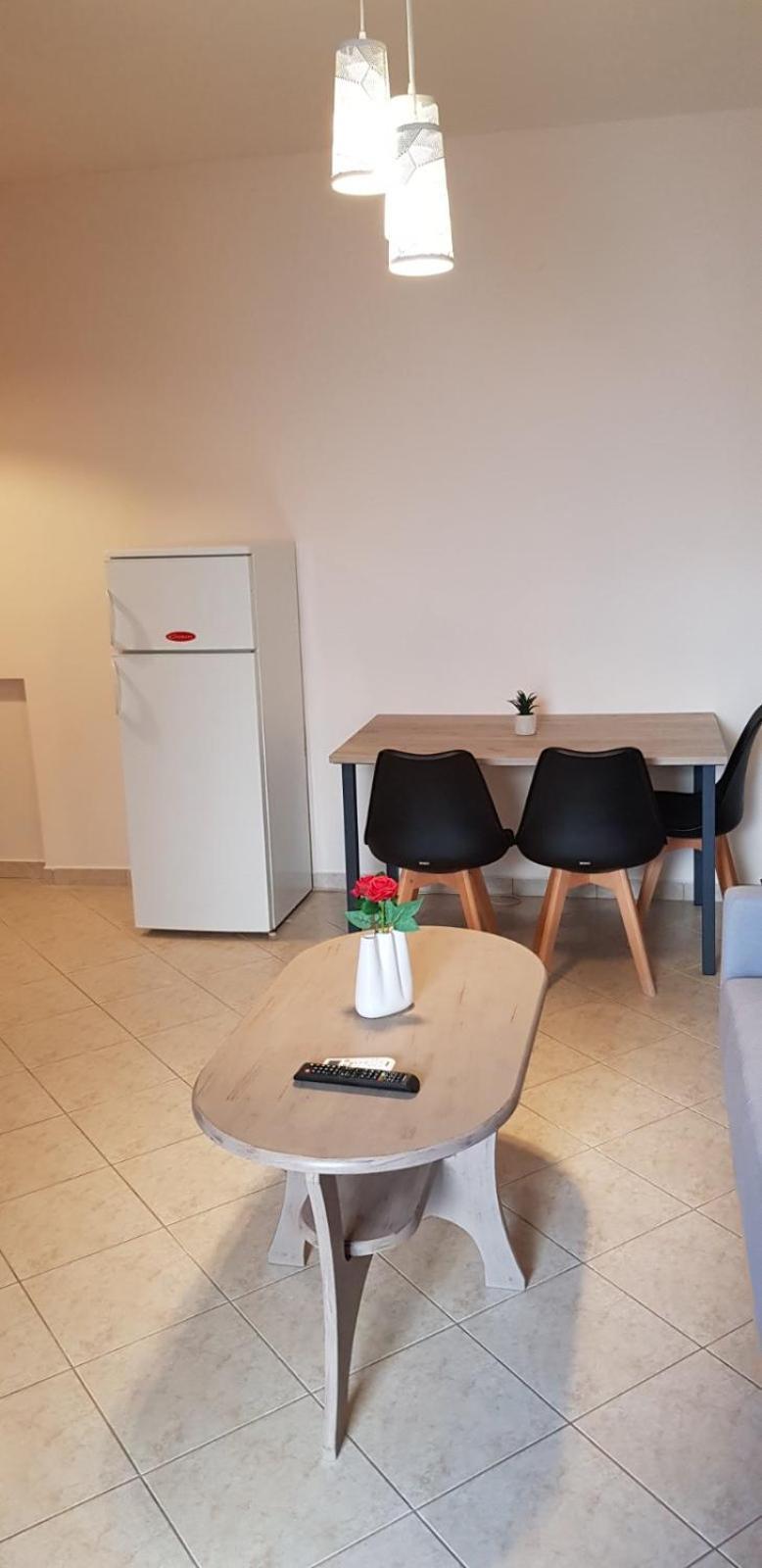 Athinas Apartment Лименас Екстериор снимка